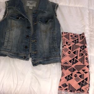 Mini skirt and jean jacket outfit